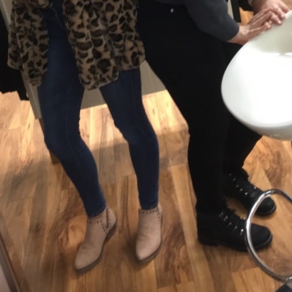 Rose Colored Pointed Toe Ankle Booties - Picture 4 of 4